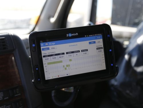 Zonar ELD Inside a Vehicle
